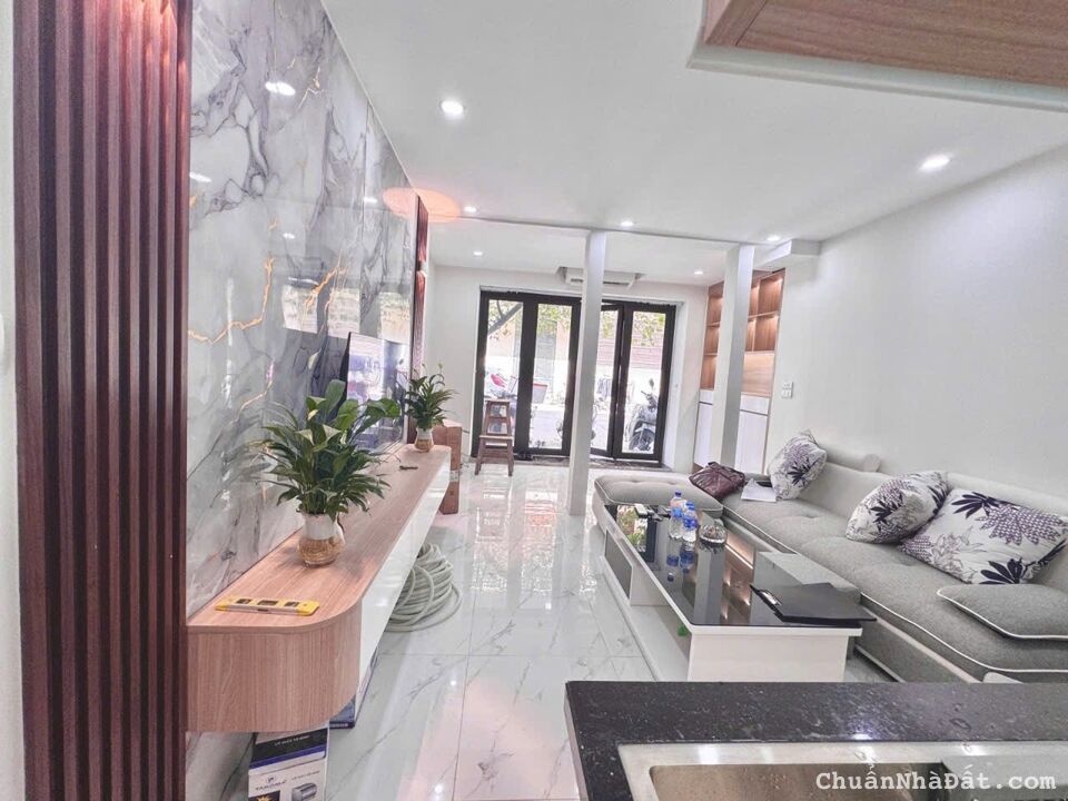 Tập thể Nhà Hát Tuồng Doãn Kế Thiện, Cầu Giấy. 48/60m2, T1, MT 4m; Giá 3.9 tỷ   TẬP THỂ TẦNG 1 