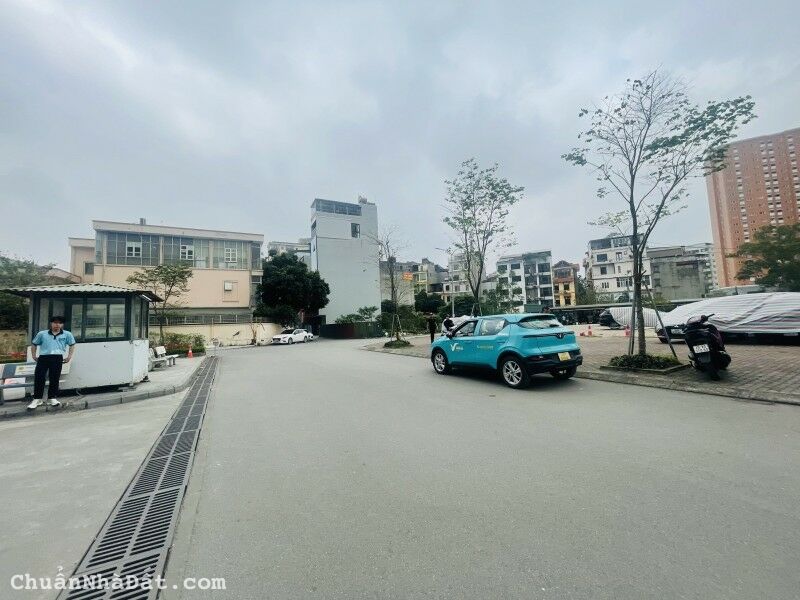 Bán Căn hộ 106 Nghĩa Đô, Cầu Giấy. 95m2; T11; giá 6 tỷ Bán Căn hộ 106 Nghĩa Đô, Cầu Giấy. 95m2; T11; giá 6 tỷ