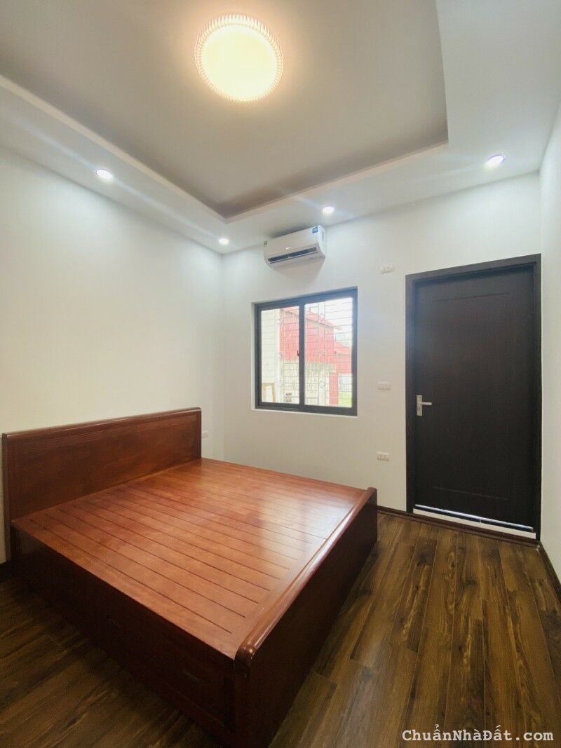 Bán Chung cư Trần Quý Kiên, Cầu Giấy. 87m2; T4; giá 4.5 tỷ Bán Chung cư Trần Quý Kiên, Cầu Giấy. 87m2; T4; giá 4.5 tỷ