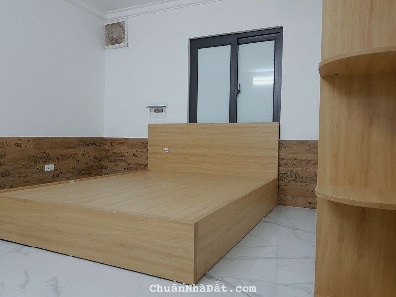 Bán Căn hộ TT ĐH Sư Phạm, Trần Quốc Hoàn. 24/68m; T1; giá 3.04 Tỷ