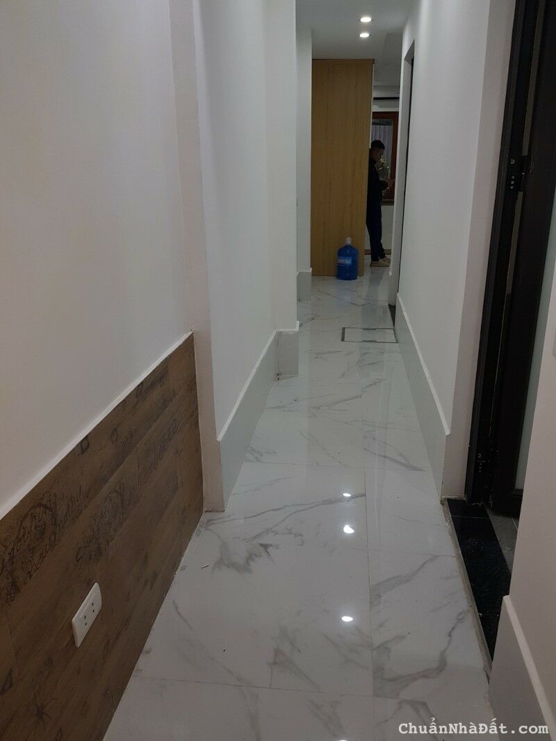 Bán Căn hộ TT ĐH Sư Phạm, Trần Quốc Hoàn. 24/68m; T1; giá 3.04 Tỷ