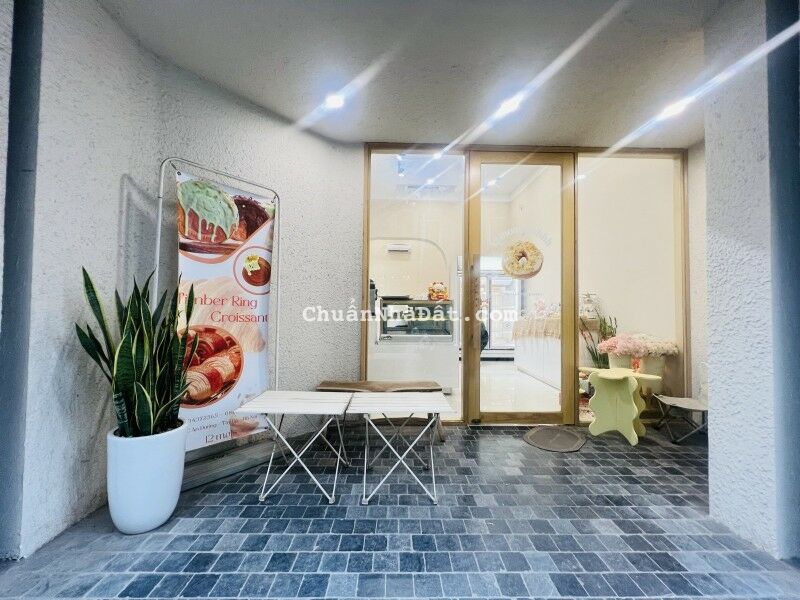 Mặt phố An Dương, Tây Hồ. 55m2, 5 tầng, MT 5.8m, giá 15.5 tỷ  KINH DOANH SẦM UẤT - VIEW KHÁCH SẠN