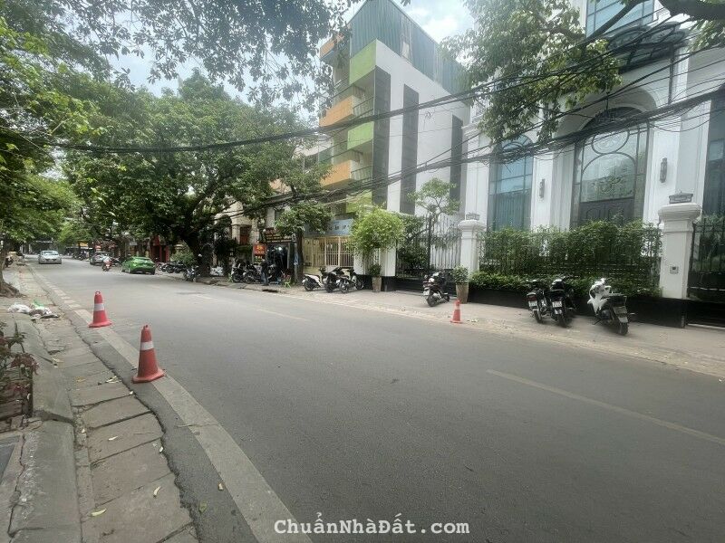 Bán Toà nhà Cao Bá Quát, Ba Đình. 535m2; MT 26m; giá 380 tỷ   SIÊU PHẨM MẶT PHỐ 