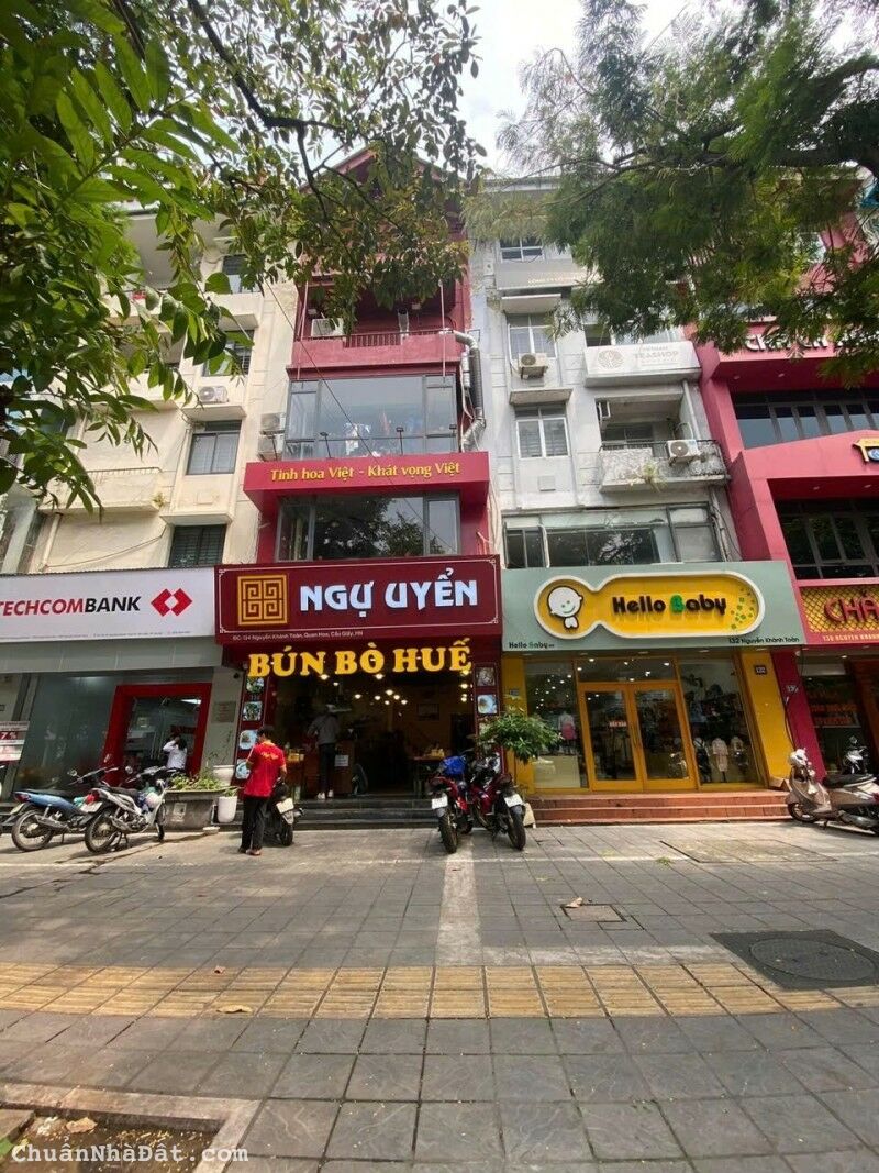 Nhà Mặt phố Nguyễn Khánh Toàn, Cầu Giấy. 55m, 5T, MT 5.8m; Giá 34 tỷ  KINH DOANH ĐỈNH - DÒNG TIỀN