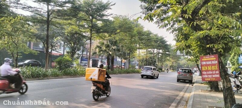 Nhà Mặt phố Nguyễn Khánh Toàn, Cầu Giấy. 55m, 5T, MT 5.8m; Giá 34 tỷ  KINH DOANH ĐỈNH - DÒNG TIỀN