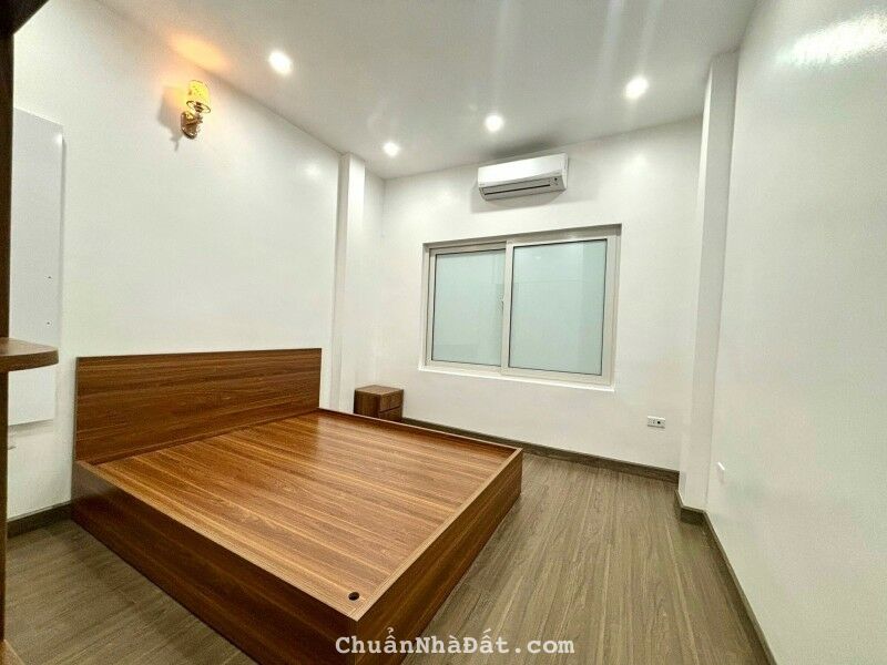 Nhà Hoàng Sâm, Cầu Giấy. 29mx5; MT 3.8m; giá 5.3 Tỷ Nhà Hoàng Sâm, Cầu Giấy. 29mx5; MT 3.8m; giá 5.3 Tỷ