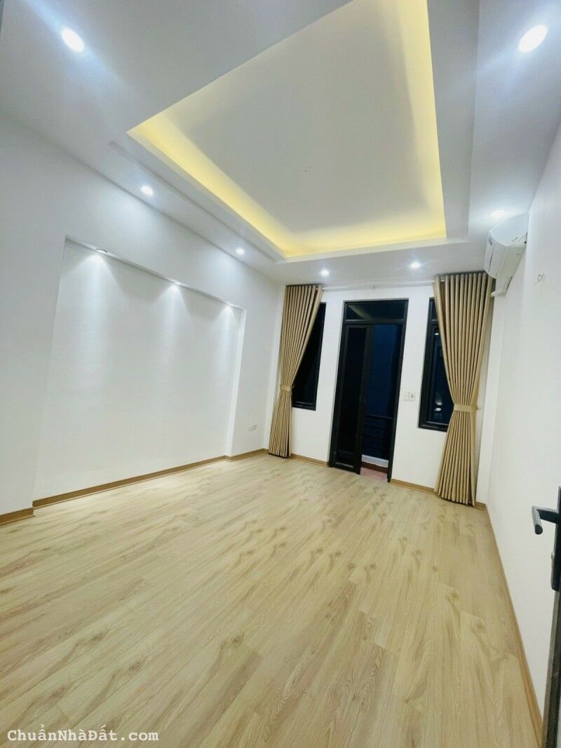 Bán nhà Trần Quốc Vượng, Cầu Giấy. 33mx5; MT4m; giá 4 tỷ 85