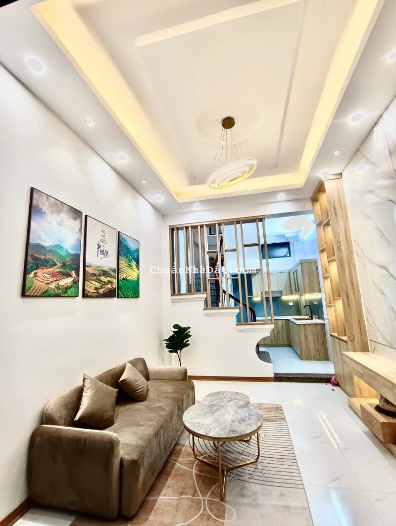 Bán nhà Trần Quốc Vượng, Cầu Giấy. 33mx5; MT4m; giá 4 tỷ 85