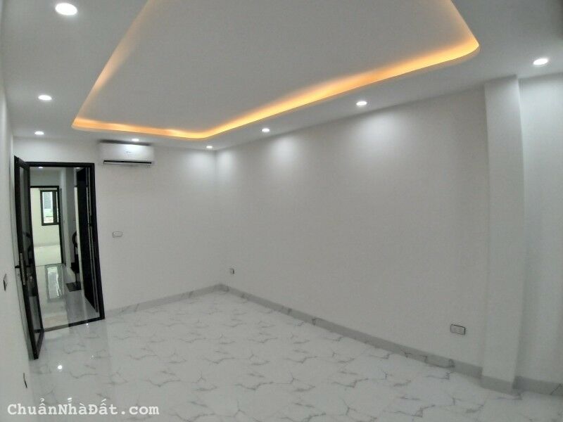 Bán nhà Xuân Thuỷ, Cầu Giấy. 47/50m2; 6 tầng; MT 3.4m; giá 11.2 tỷ 