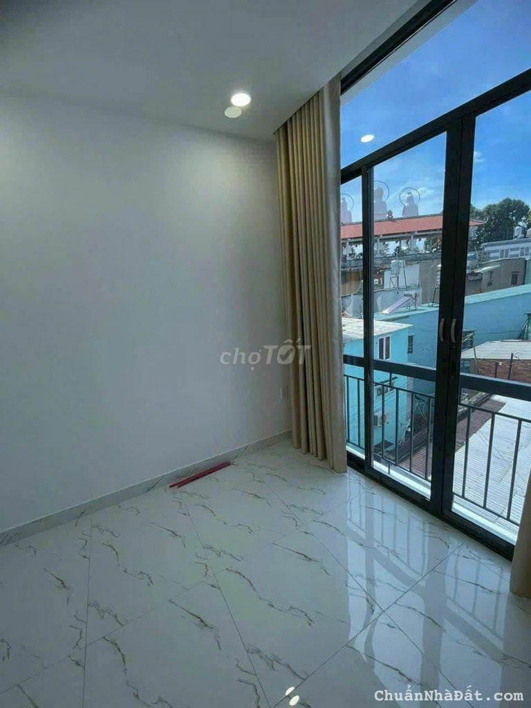 Bán gấp nhà cạnh THPT Nguyễn Trãi - 2TẦNG - 42M2 - HẺM XE HƠI 7 CHỔ