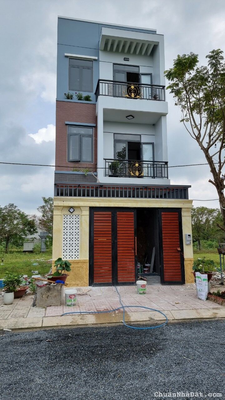 Cần hạ giá bán lô đất 80m2, Phường Long Trường, Tp Thủ Đức, giá 2,5 tỷ, (Giá 2021= 3,5 tỷ)