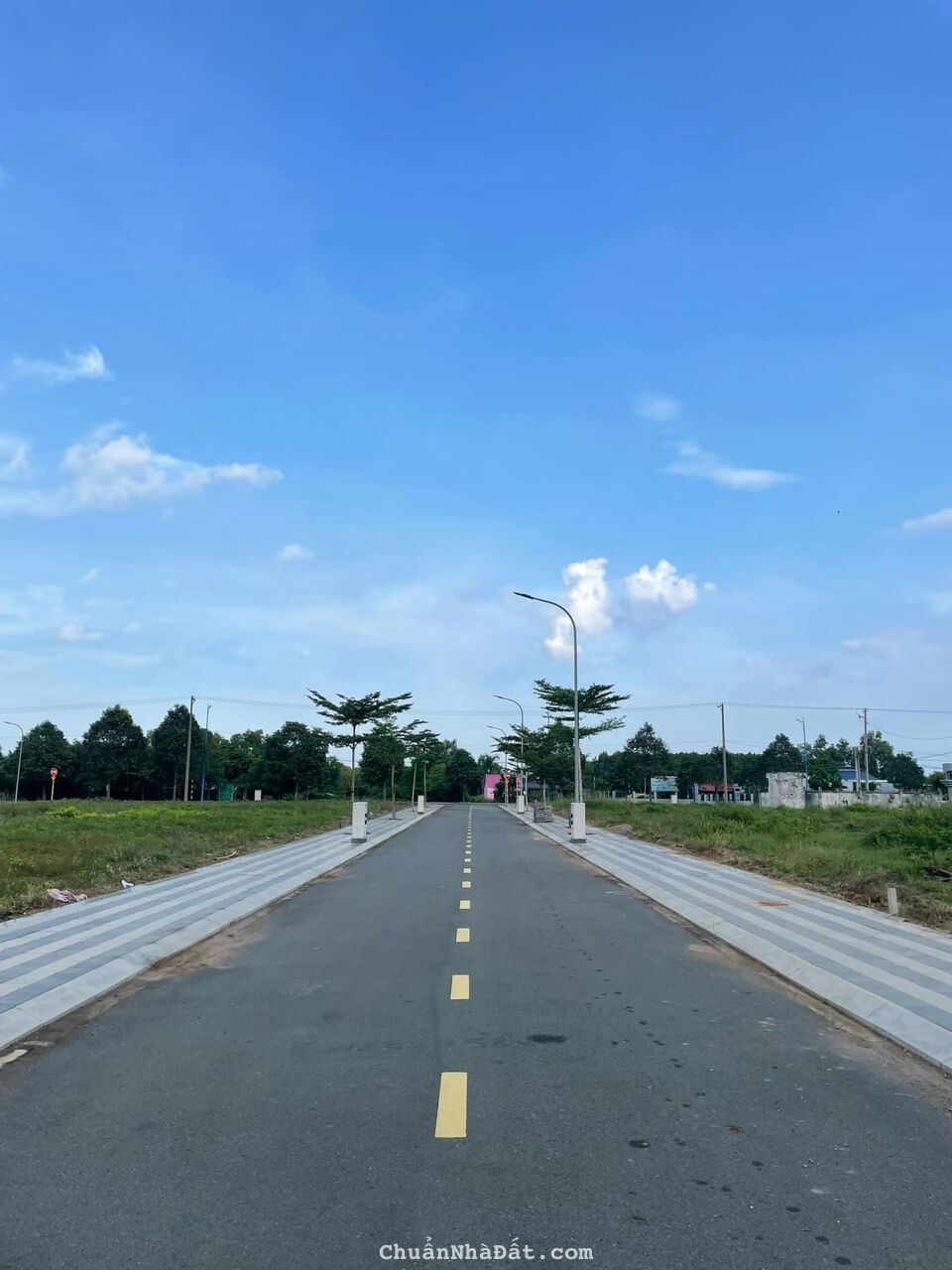 Bán 187m thổ cư xã Láng Dài,huyện Đất Đỏ,gần KDL Hồ Tràm,giá 650 triệu