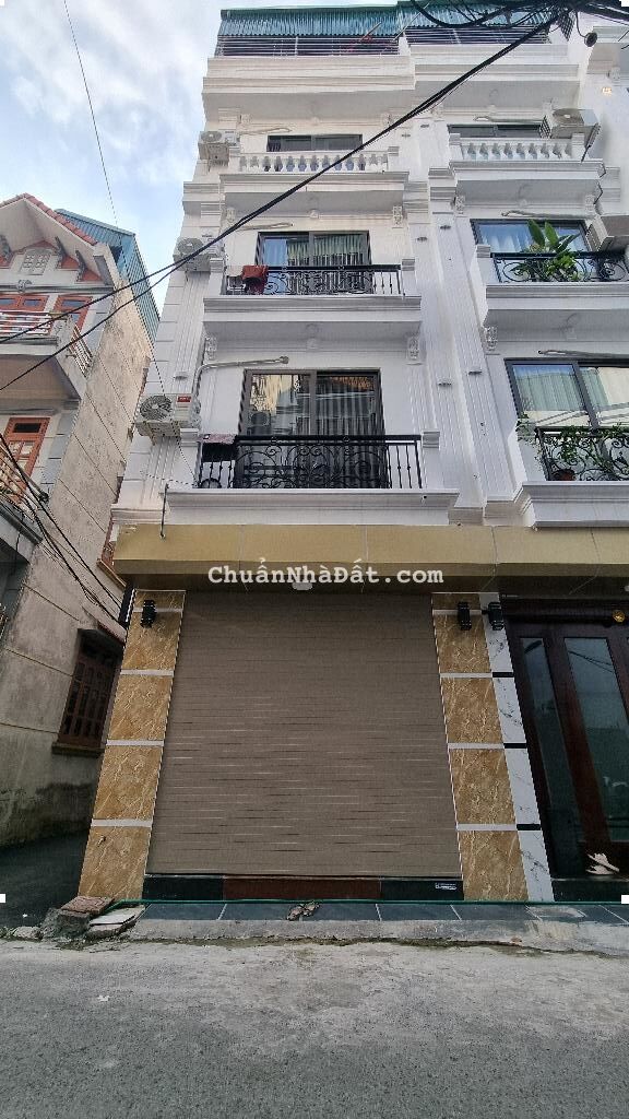 Bán nhà Đức Giang, Long Biên. 33m2 x 5 tầng, MỚI TINH, Ngõ Ô TÔ, THÔNG, an sinh ĐỈNH Bán nhà Đức Giang, Long Biên. 33m2 x 5 tầng, MỚI TINH, Ngõ Ô TÔ, THÔNG, an sinh ĐỈNH