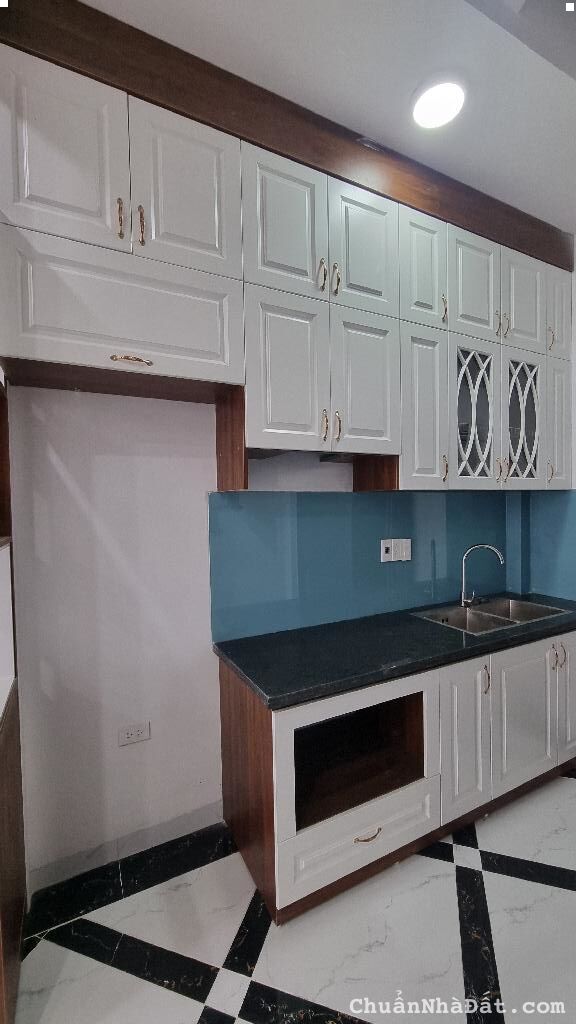 Bán nhà Đức Giang, Long Biên. 33m2 x 5 tầng, MỚI TINH, Ngõ Ô TÔ, THÔNG, an sinh ĐỈNH Bán nhà Đức Giang, Long Biên. 33m2 x 5 tầng, MỚI TINH, Ngõ Ô TÔ, THÔNG, an sinh ĐỈNH