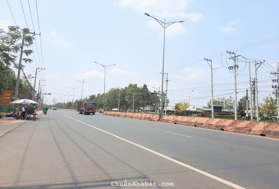 KẸT TIỀN SANG GẤP 312M2 ĐƯỜNG NHỰA ĐÓI DIỆN KCN, CHỢ TIỆN XÂY TRỌ GIÁ 580TR