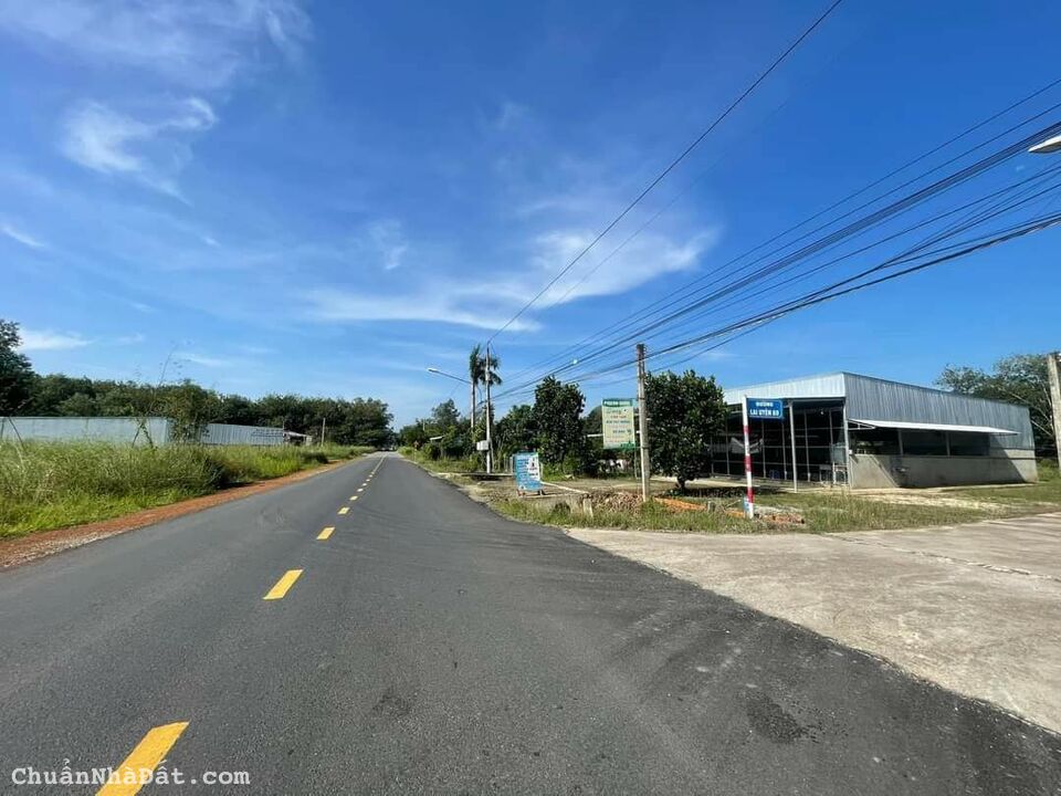 Bán gấp lô đất 728 m2 lai uyên giá giảm 780 triệu bán trong tuần