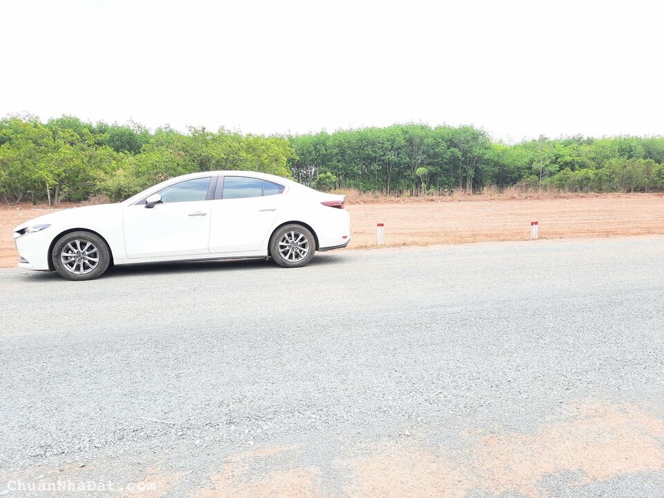 Kẹt tiền bán gấp 228m2 đất đường nhựa 18m sát KCN 280 triệu