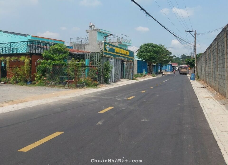  Bán gấp lô đất 212m2 Chánh phú hoà gần KCN Visip 980 triệu