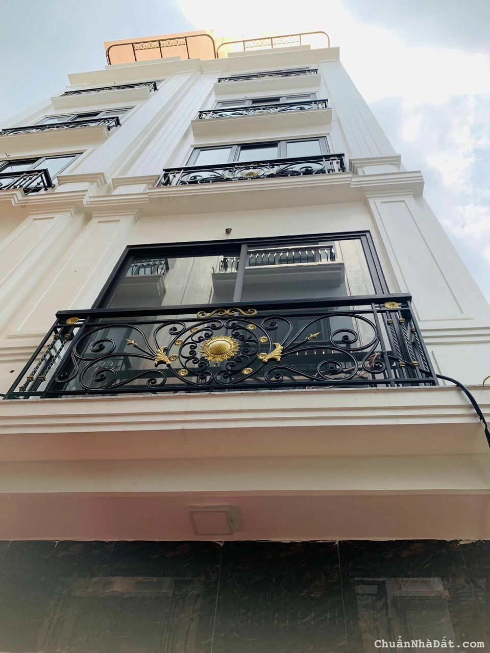 Bán nhà KĐT VÂN CANH HUD6.9 Đường Trịnh Văn Bô 40m²*6Tầng Thang máy Ôtô để cửa nhà.