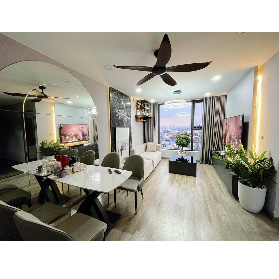 Chính chủ cần bán căn hộ cc Five Star - Kim Giang 2 ngủ full nội thất 