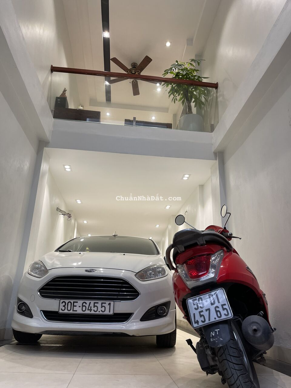 Chính chủ cho thuê nhà 35m x 6 tầng , thang máy, ô tô vào . giá 15.5 triệu . Lh : 03353632222 Chính chủ cho thuê nhà 35m x 6 tầng , thang máy, ô tô vào . giá 15.5 triệu . Lh : 03353632222