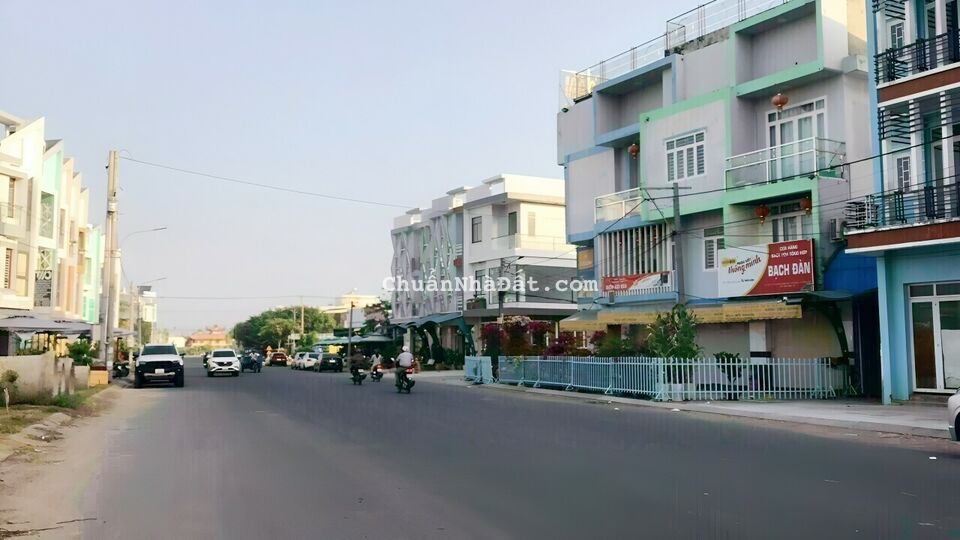 Bán đất mặt tiền đường Tiến Thành, Phường 3 thành phố Vĩnh Long