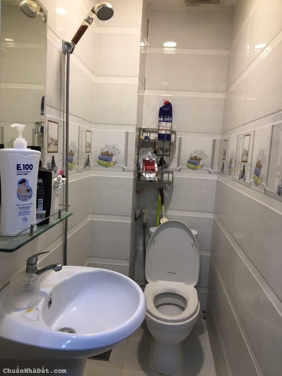 **Bán nhà phường 14 Tân Bình** hẻm 127 Ba Vân; 4,2x23, 2 tầng - 110 tr/m2 **Bán nhà phường 14 Tân Bình** hẻm 127 Ba Vân; 4,2x23, 2 tầng - 110 tr/m2