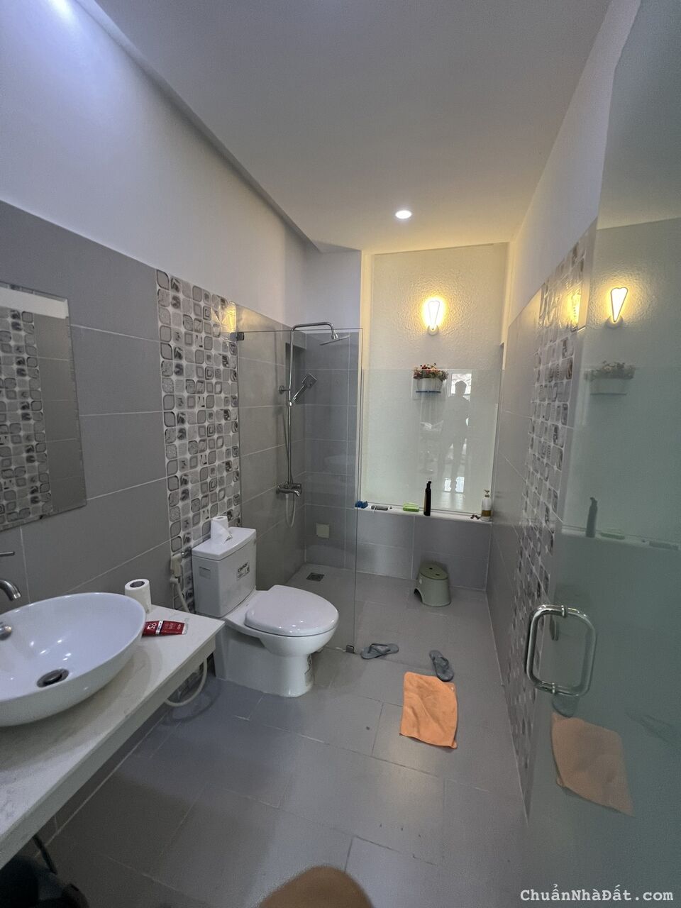 **Bán nhà ** hẻm 489 Huỳnh Văn Bánh, Phường 13, Phú Nhuận - 4 x10