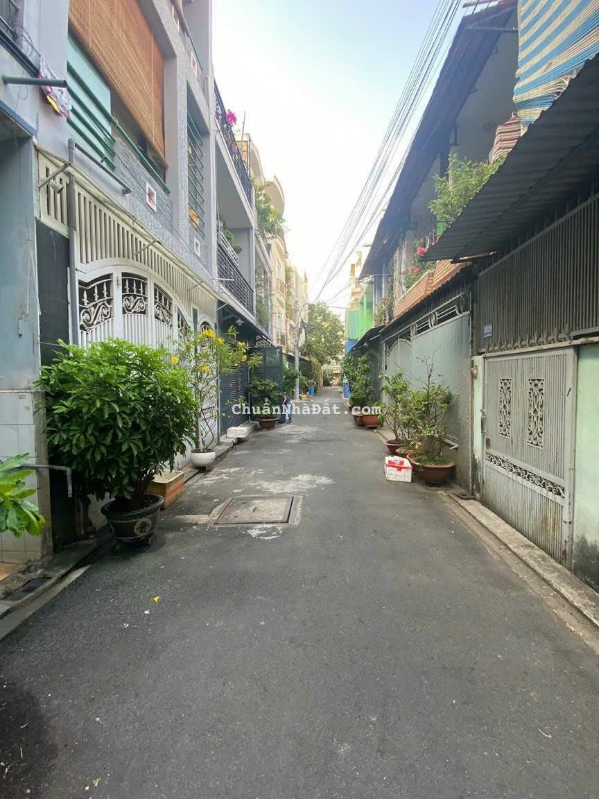 **Bán nhà HXH 462 Huỳnh Văn Bánh** phường 13 Phú Nhuận; 4 x 17, hậu 5m