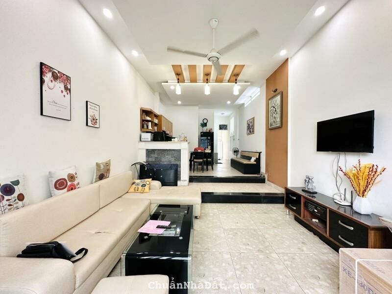 **Bán nhà HXH đường Thăng Long** phường 2 Tân Bình; 6 x 12; 12,5 tỷ **Bán nhà HXH đường Thăng Long** phường 2 Tân Bình; 6 x 12; 12,5 tỷ