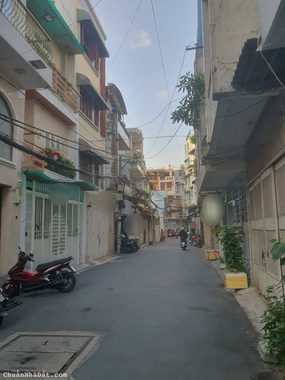 --Bán nhà hẻm 489 Huỳnh Văn Bánh, phường 13 Phú Nhuận, cách MT 3 căn --Bán nhà hẻm 489 Huỳnh Văn Bánh, phường 13 Phú Nhuận, cách MT 3 căn