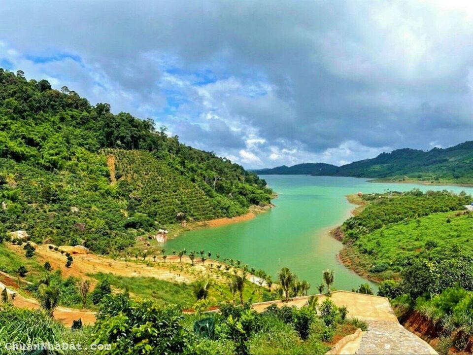 Cần bán gấp lô đất view Hồ Ngọc Lộc Tân rất đẹp