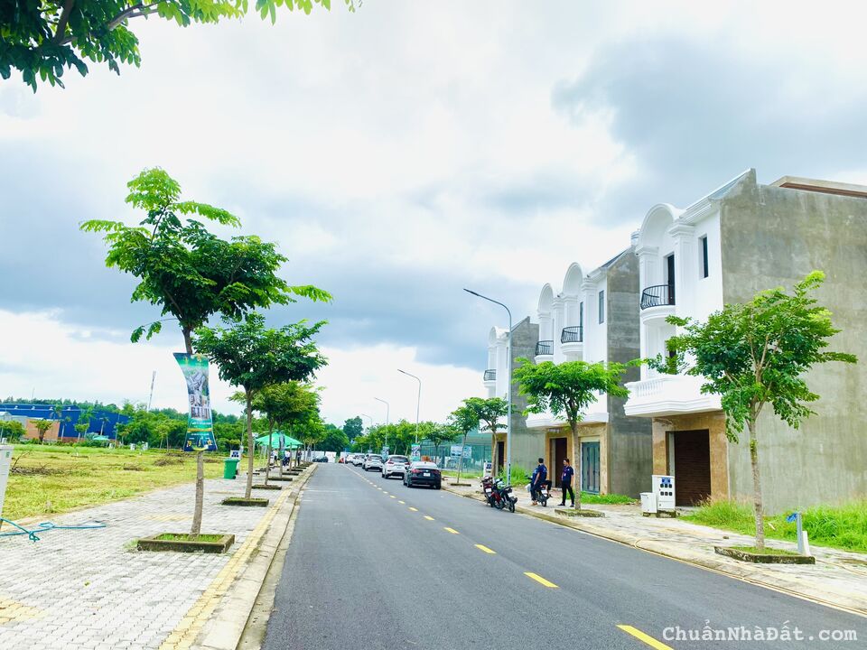 Bán Nhanh Đất Full TC tại TP Tân Uyên Bán Nhanh Đất Full TC tại TP Tân Uyên