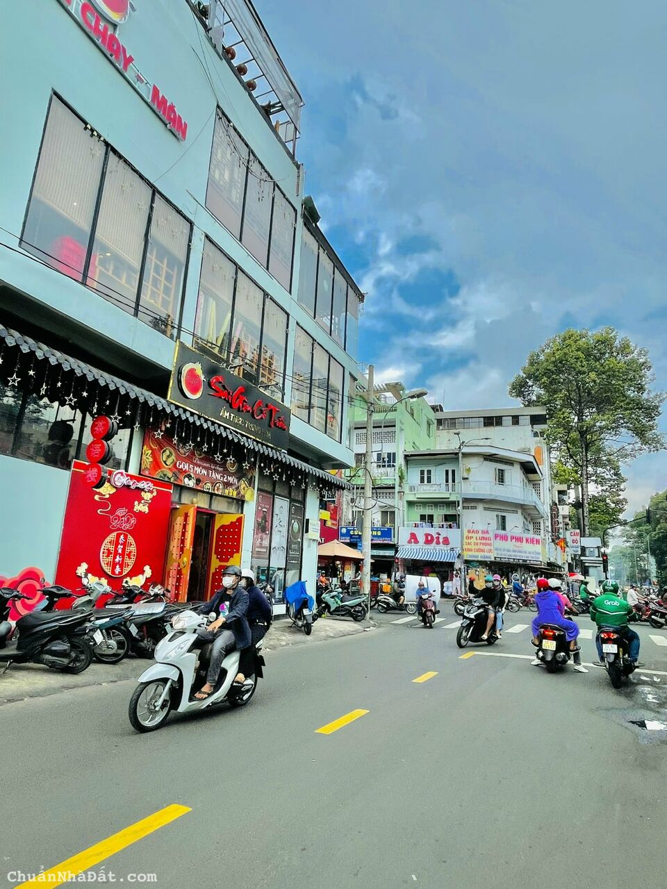 Cho thuê nhà Góc 2MT 165B Nguyễn Trãi, Quận 5 (5x18m - 4 tầng) Giá 90TR