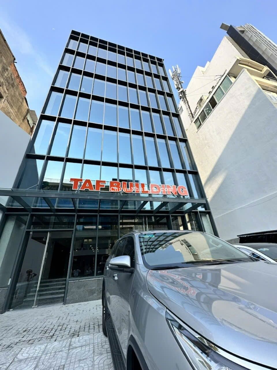 Bán tòa nhà đẹp mặt tiền phường 1 Quận 6 (10x32m) 2 Hầm 10 Tầng