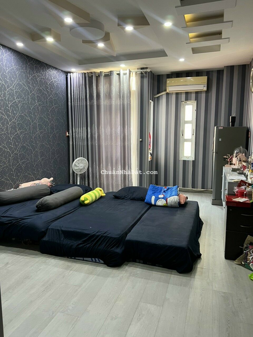 Bán nhà hẻm xe hơi Nguyễn Trãi Quận 5 ( 4,2x18m) 3 Lầu 8PN, nhà mới