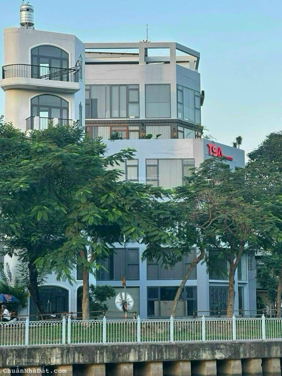 Bán Building mặt tiền Trương Định - Nguyễn Đình Chiểu P6 Quận 3 - 1 Hầm 9 Tầng Bán Building mặt tiền Trương Định - Nguyễn Đình Chiểu P6 Quận 3 - 1 Hầm 9 Tầng