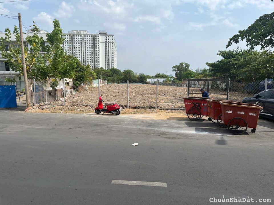 Bán gấp nhà mặt tiền Tạ Quang Bửu, Phường 6 Quận 8 ( 25m x 92m) vuông vức đẹp