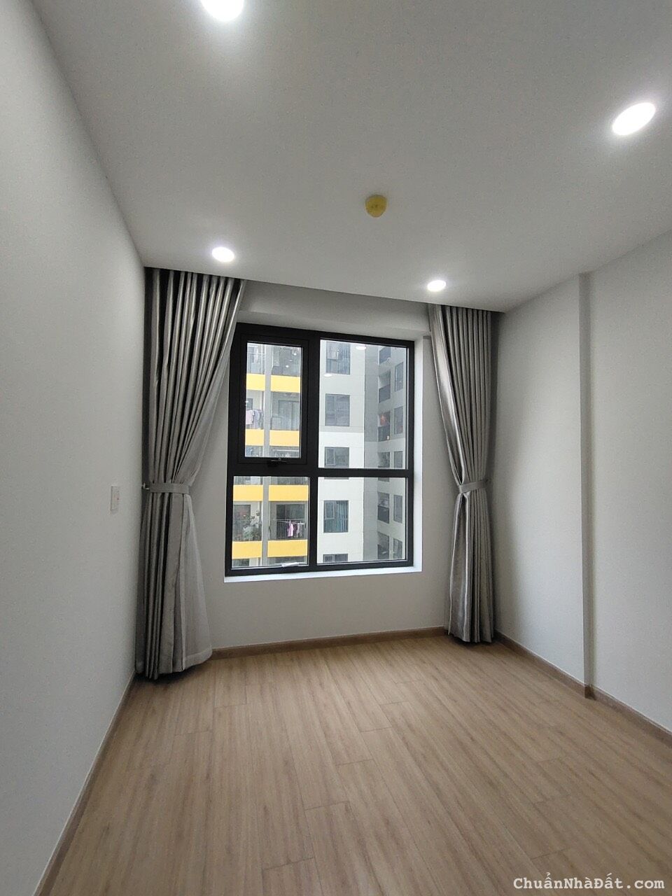 Cho thuê căn hộ Bcons Garden 2pn-2wc giá rẻ nhất tháng 4, Lh: 0906626148 