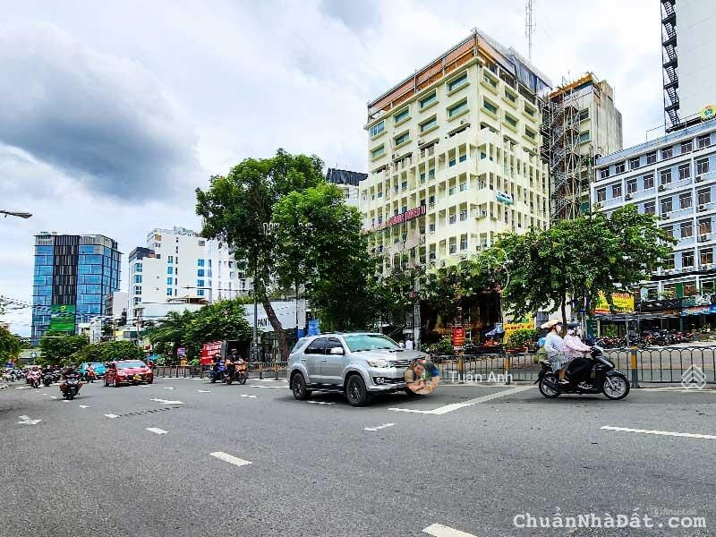 Qúa ngộp! Bán tòa nhà MT Cách Mạng Tháng 8, Quận 3 (8 x 21m) hầm 7 tầng, HĐT 165tr/tháng, giá 55 tỷ Qúa ngộp! Bán tòa nhà MT Cách Mạng Tháng 8, Quận 3 (8 x 21m) hầm 7 tầng, HĐT 165tr/tháng, giá 55 tỷ