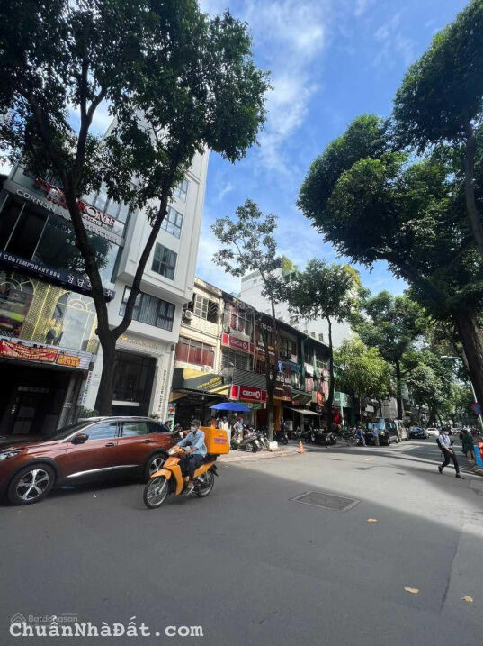 Bán nhà mặt tiền vị trí vàng ngay cạnh Nguyễn Huệ - Hồ Tùng Mậu Q1 - DT: 4.2x37m 3 tầng giá 75 tỷ