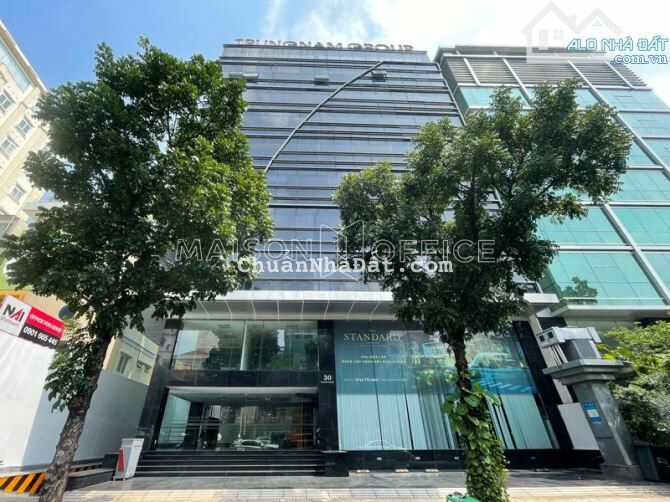 "Bán Tòa nhà siêu tốt để mua giữ tiền -Tòa nhà mặt tiền ngay Âu Cơ, Tân Phú - Diện Tích : 8.5*26m, 