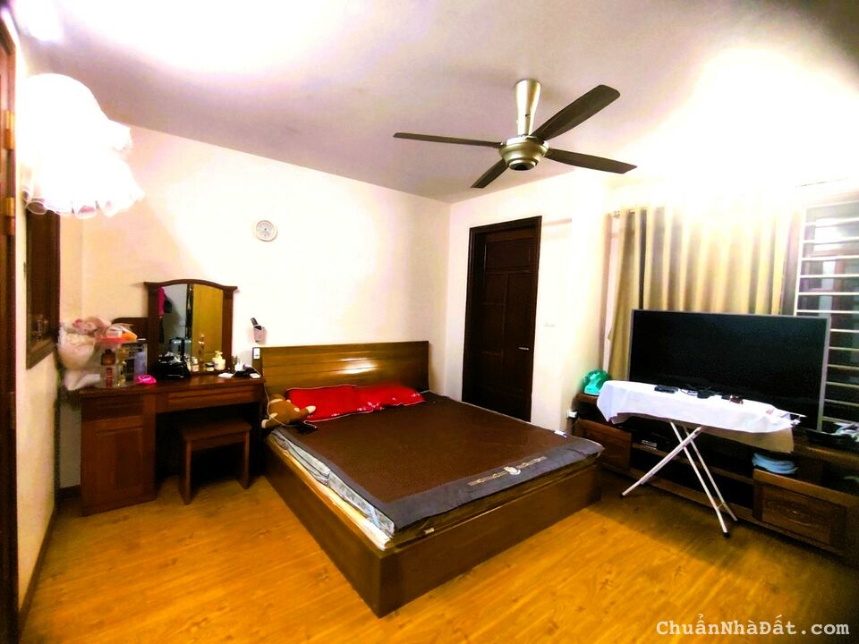 Nhà 5 tầng đẹp Xuân Đỉnh – ô tô cách 25m – full nội thất gỗ Hương