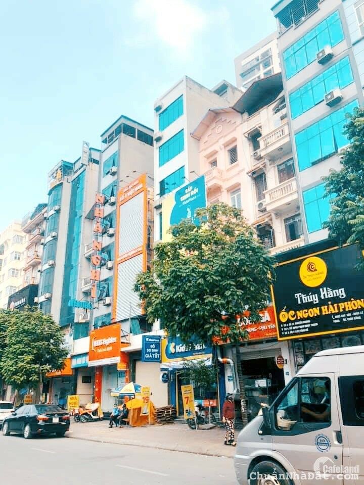 Nhà mặt phố Lạc Long Quân tổng lô góc mặt tiền 6m