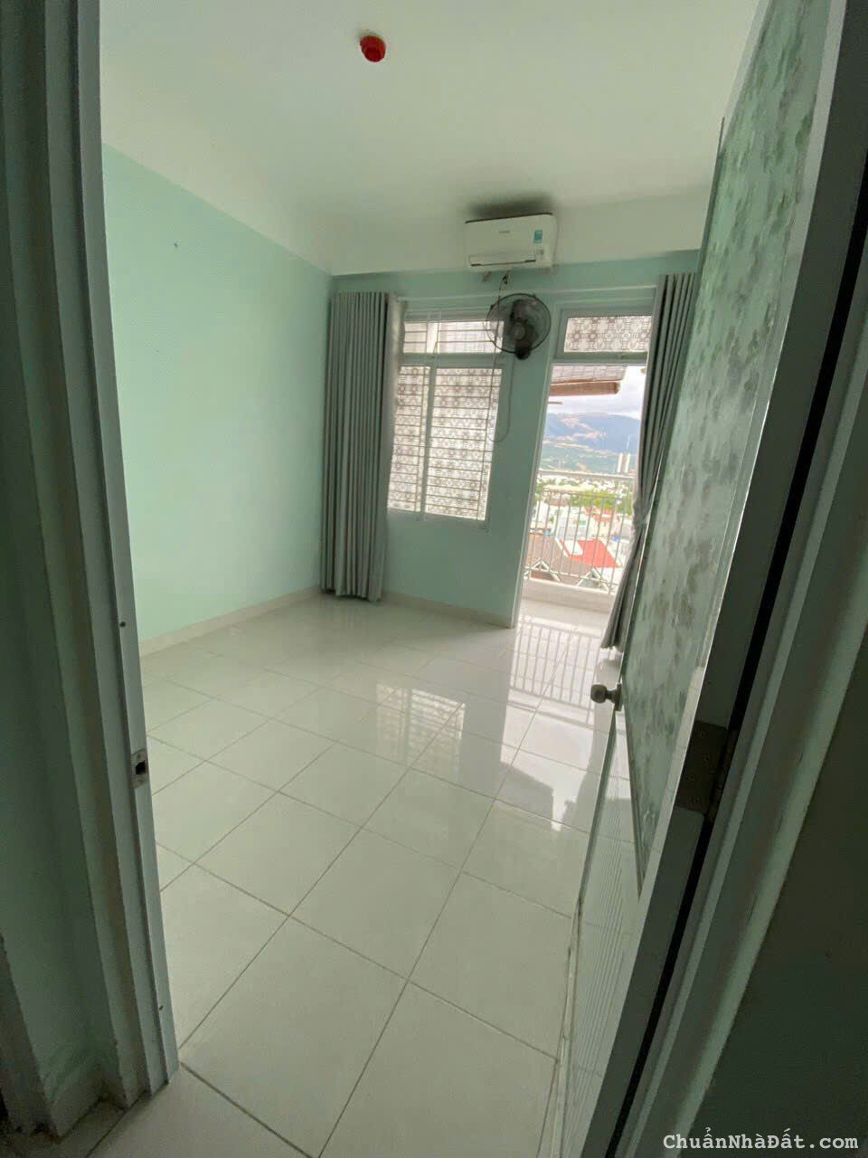 BÁN CĂN GÓC TẦNG 7 CHUNG CƯ CT1 VĨNH ĐIỀM TRUNG. (CH182)