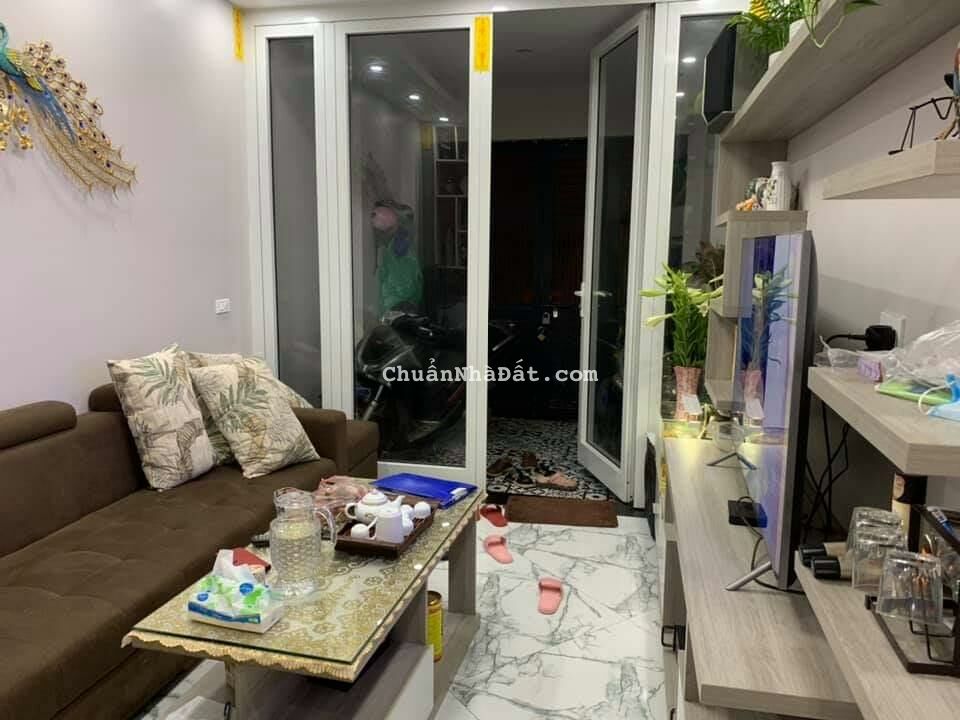 CẦN GẤP NHÀ TẠI PHƯỜNG BỒ ĐỀ LONG BIÊN HÀ NỘI SDT;0389668666