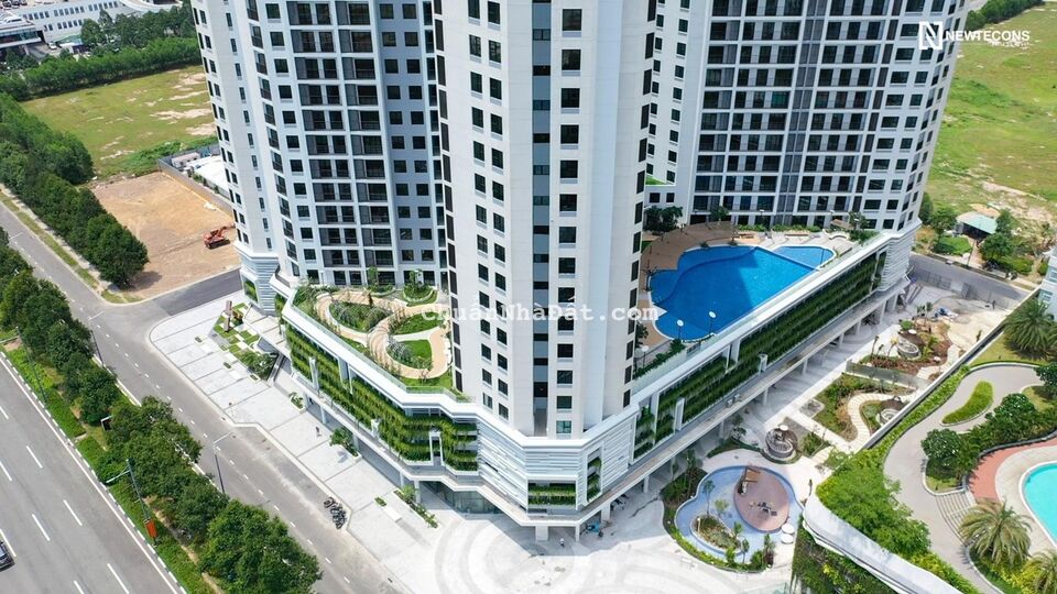 Bán căn góc 2PN-79m2, Sora 2, tầng cao, hướng mát, cạnh siêu thị Aeon, giá 3,5 tỷ, lh: 0962985120