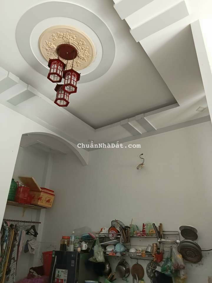 Nhà sổ riêng thổ cư 2 tỷ/1 lầu 1 trệt, đường nhựa 6m 