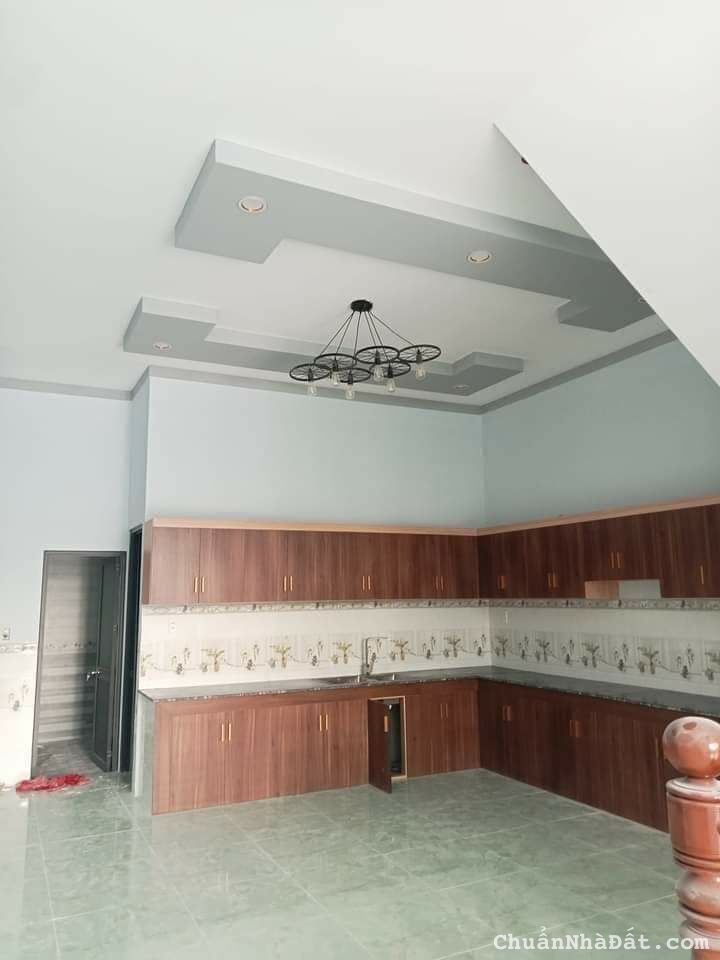 Nhà mới xây sát chợ Hóa An 1 lầu trệt 2.95 tỷ/100 m2, sân ô tô Nhà mới xây sát chợ Hóa An 1 lầu trệt 2.95 tỷ/100 m2, sân ô tô