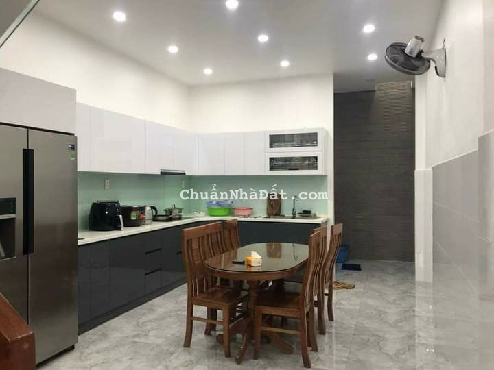 BÁN NHÀ 2 TẦNG LUÊN KHU 8-9 Q BÌNH TÂN